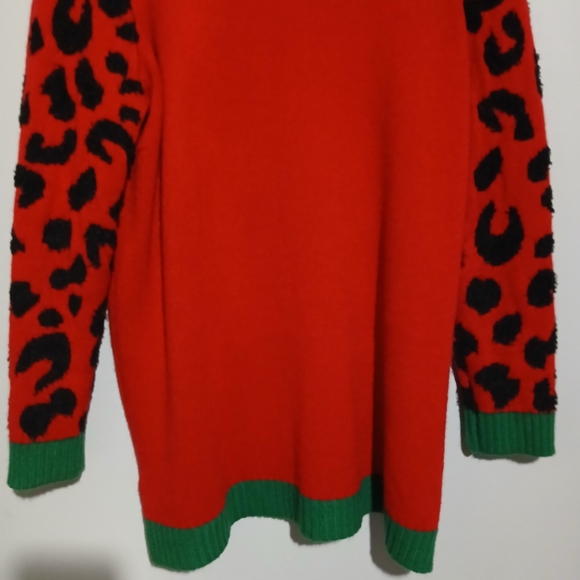 Festive Red Cat Sweater. Size XL - Picture 8 of 8